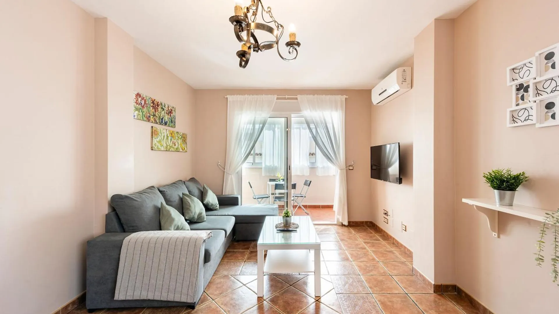 Nerja Centro, Playa Carabeo Apartment
